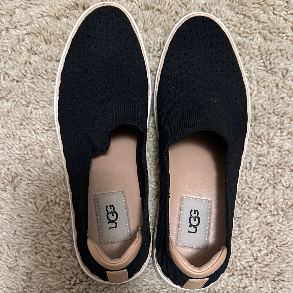 UGG Women's Black and Tan Slip-On Sneakers